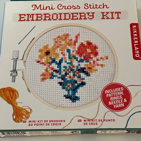 Mini embroidery kit 🐢 3/12$ - Picture 1 of 3